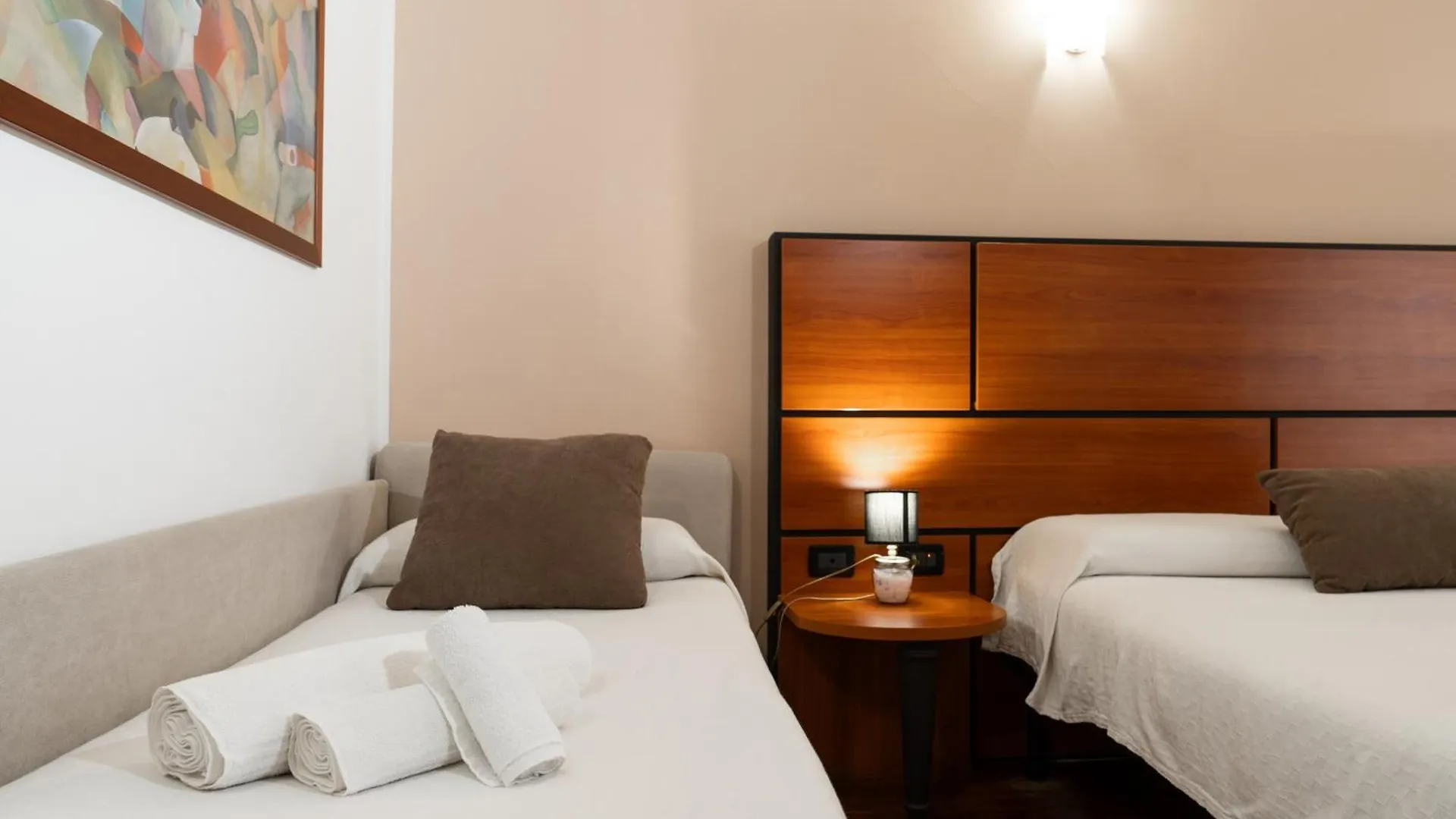 Hotel City Center Palermo 2*,  Italia