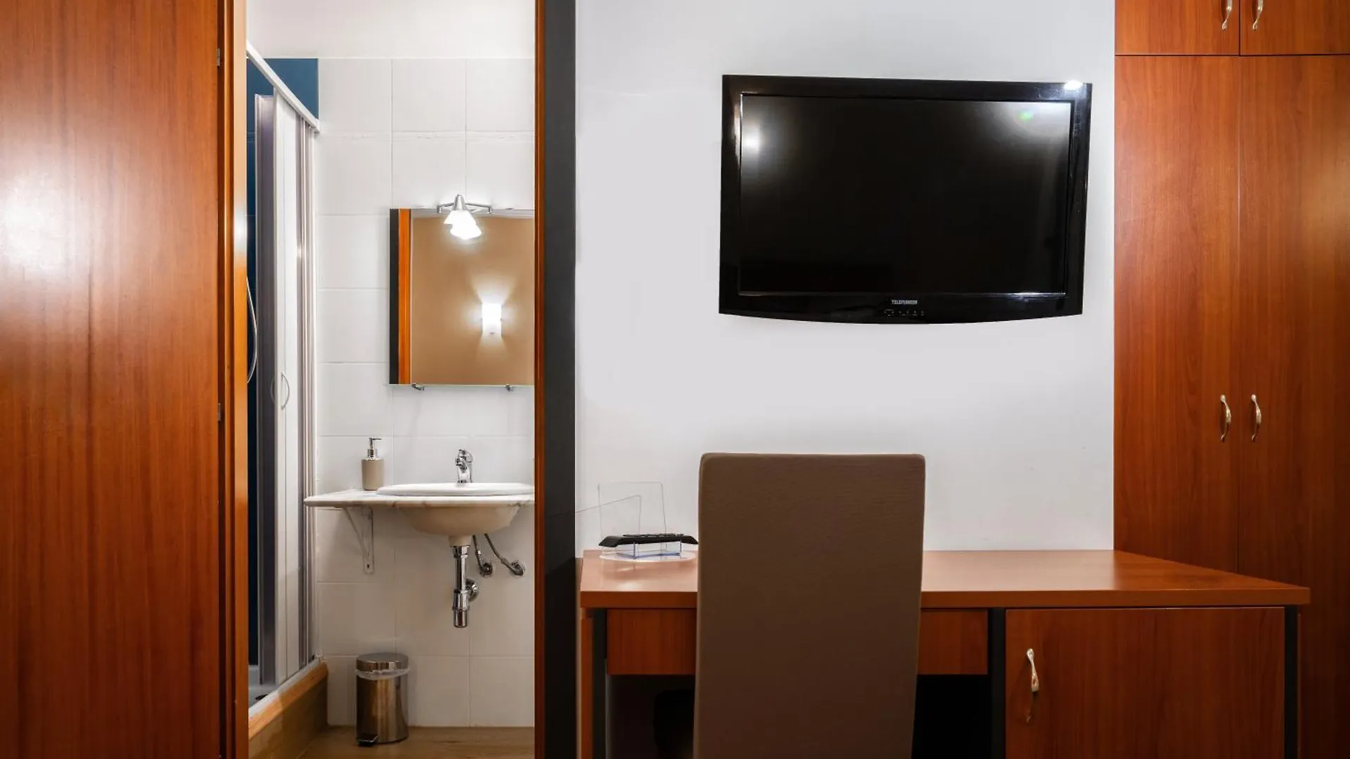 Hotel City Center Palermo 2*,  Italien