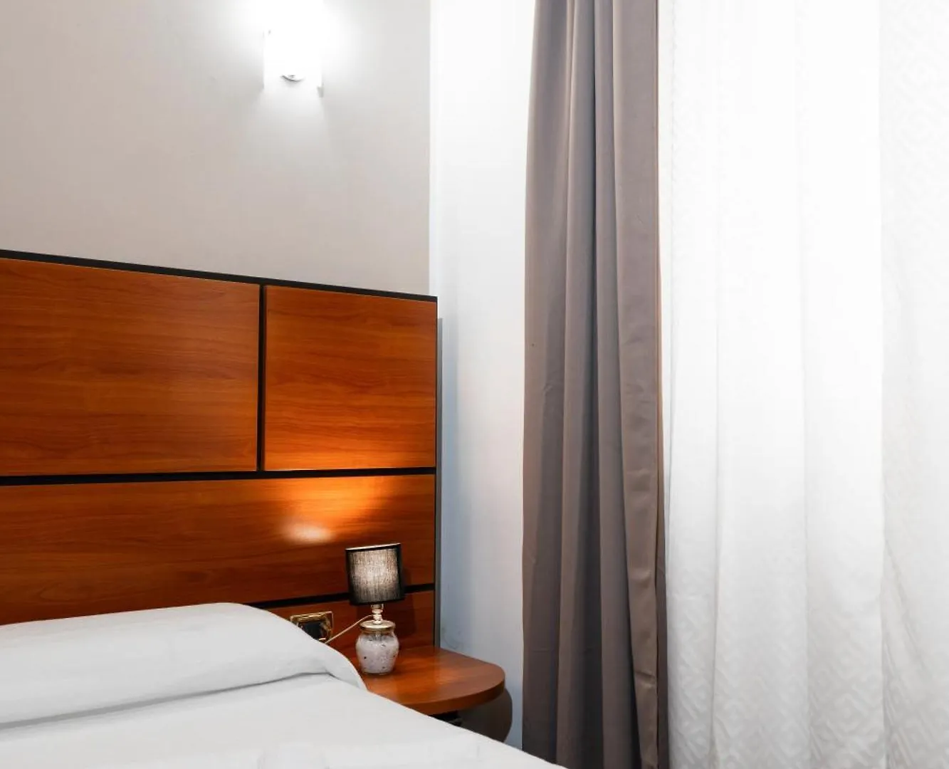 Hotel City Center Palermo 2*,