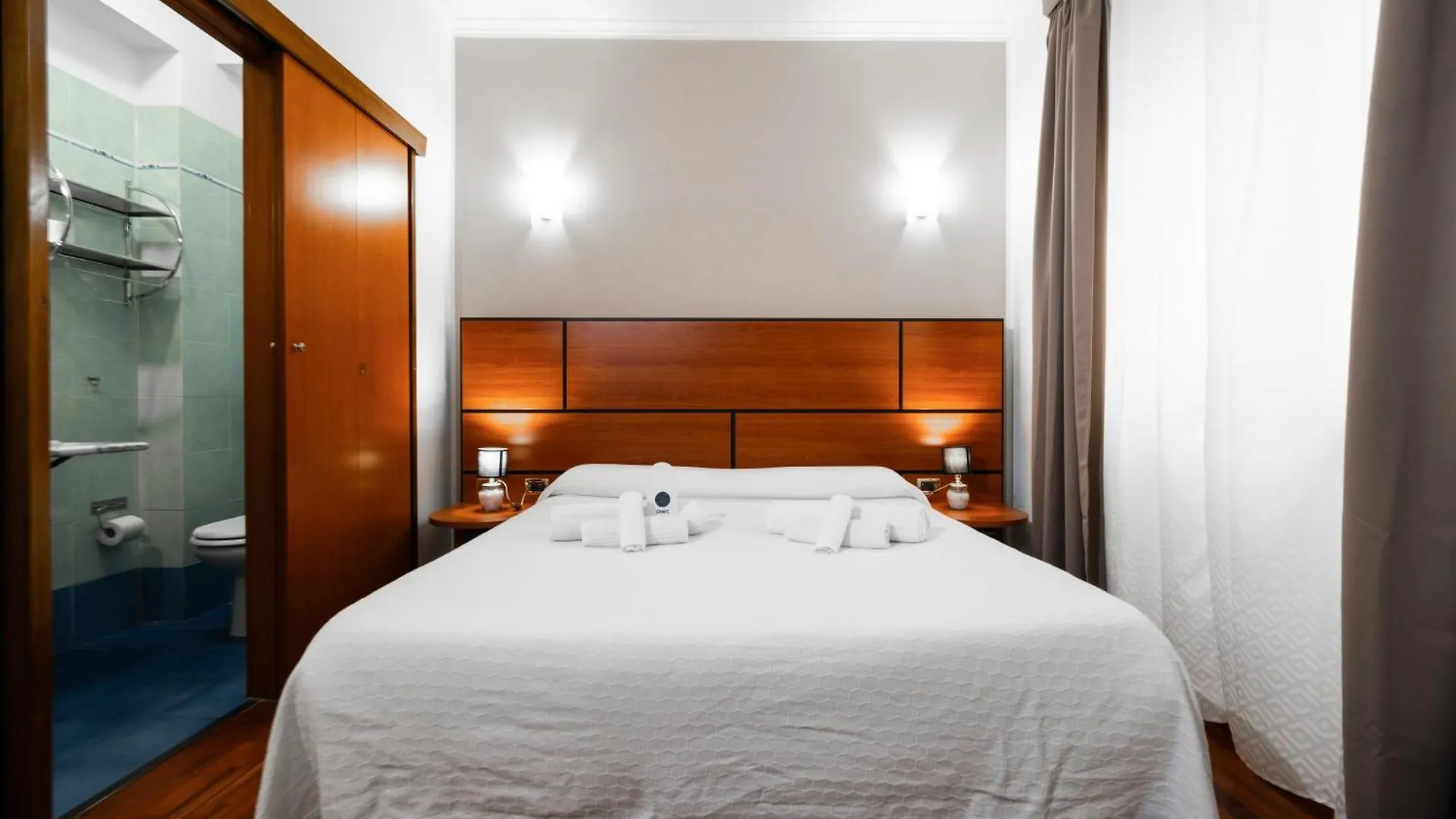 Hotel City Center Palermo 2*,  Italy